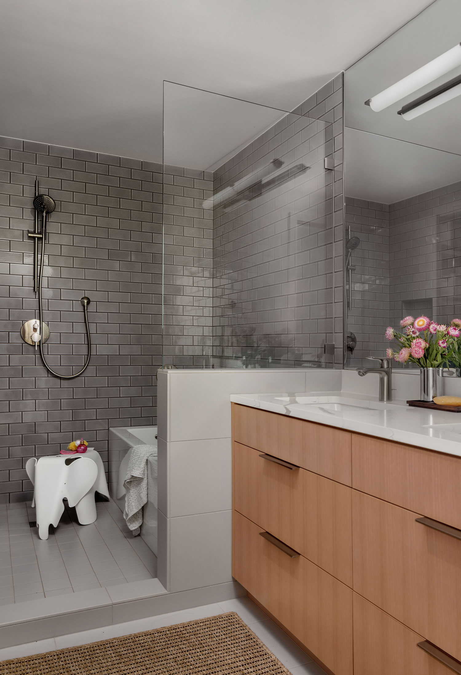Bathroom in Seattle Houseboat by NB Design